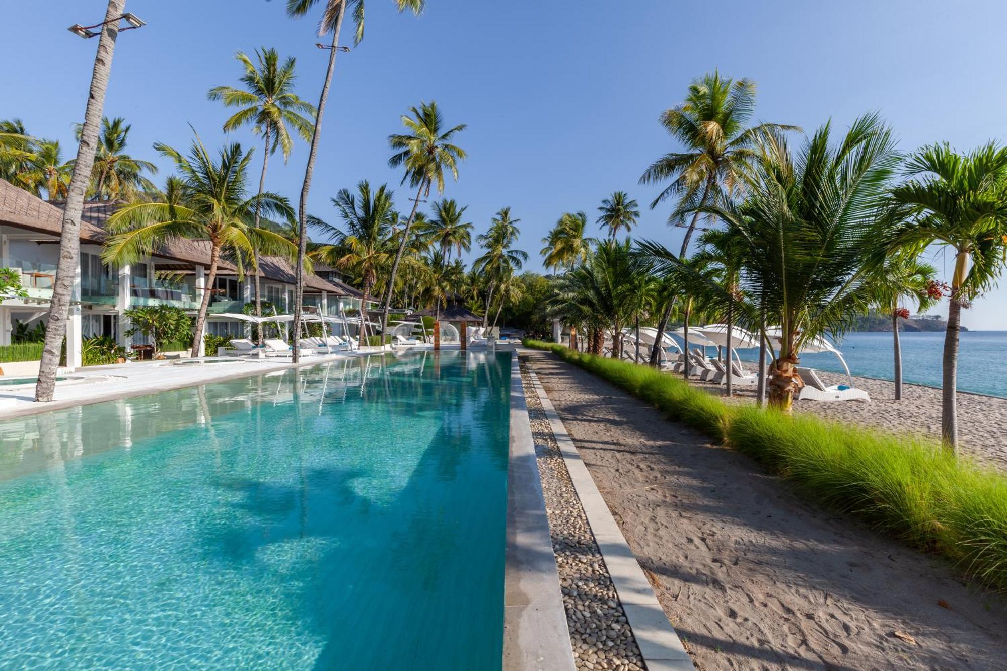 Seven Secrets By Hanging Gardens Senggigi Exterior photo