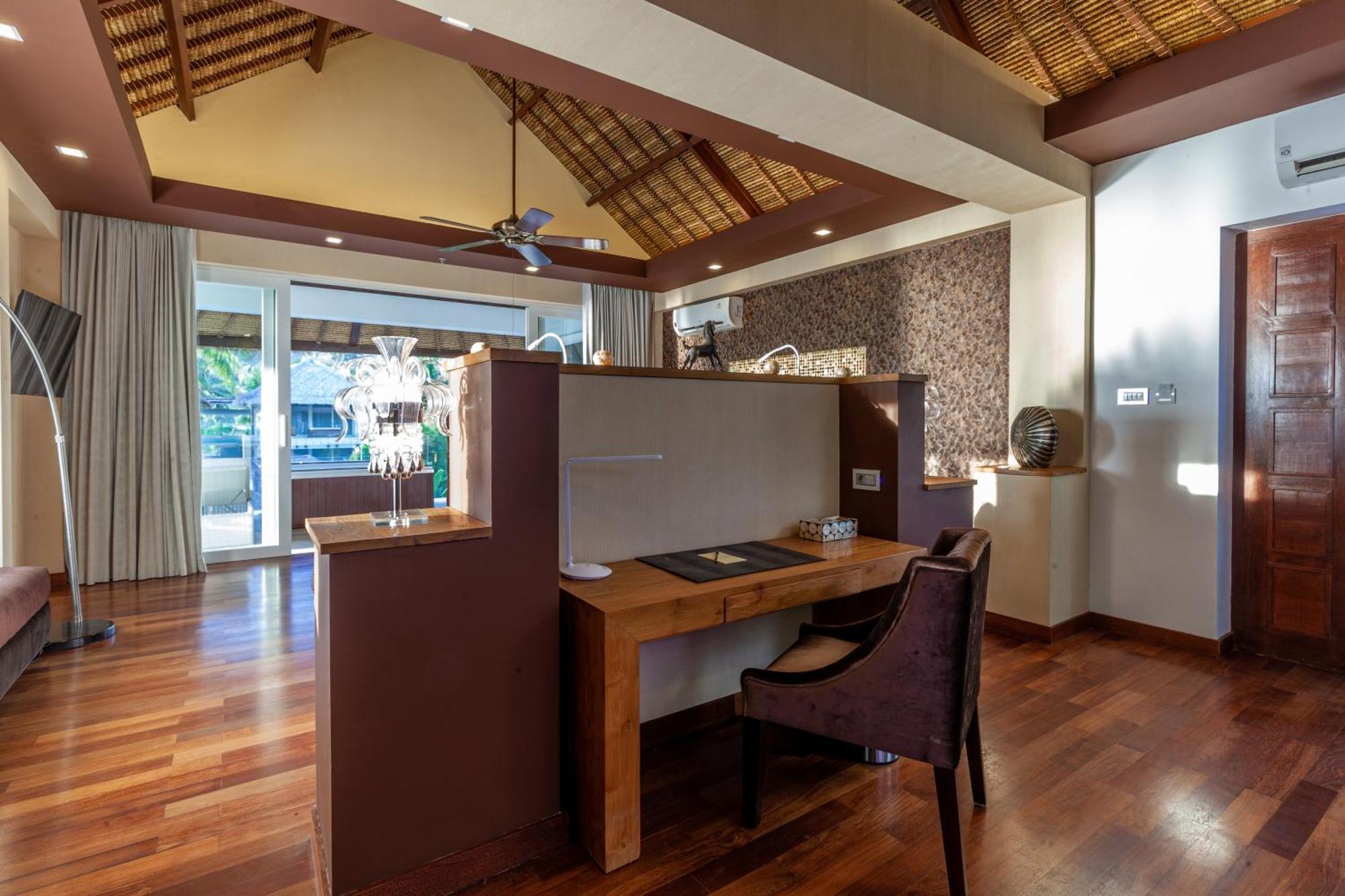 Seven Secrets By Hanging Gardens Senggigi Exterior photo